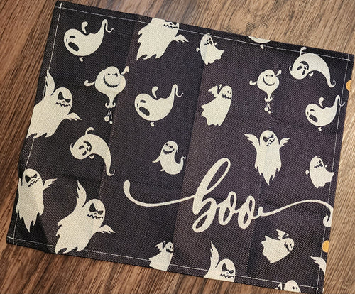 Black and White BOO Halloween Ghosts (15.5