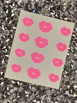 Bubble pink shimmer kisses