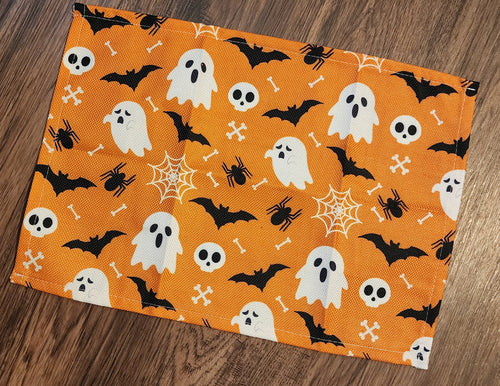 Orange Halloween Ghosts (16.5