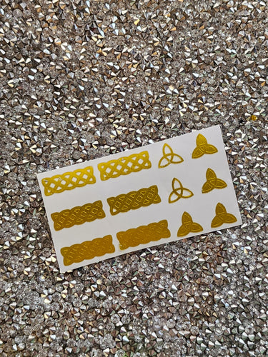 Yellow gold metallic Celtic knots